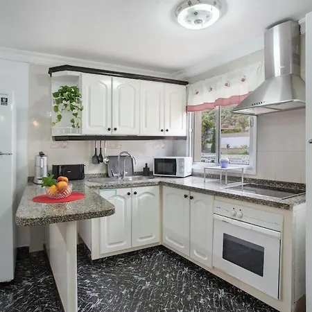 Casa Haroldo - Private Pool - Sea & Mountain Views Дом отдыха *