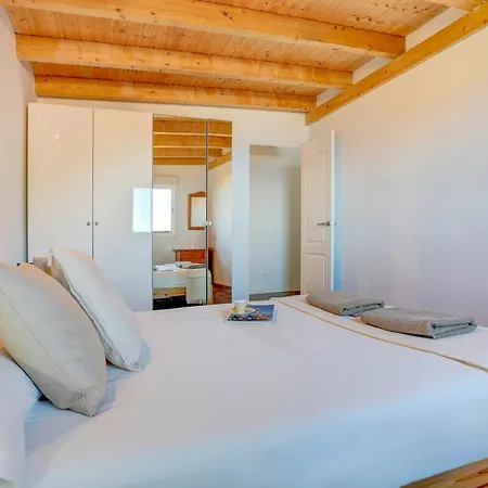 Casa Haroldo - Private Pool - Sea & Mountain Views 펜션 *