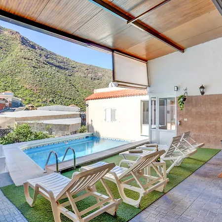 펜션 Casa Haroldo - Private Pool - Sea & Mountain Views *